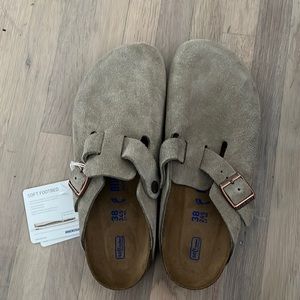 Birkenstock Boston Clog in Taupe size 7